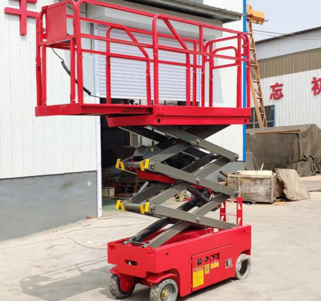 博乐移动剪叉式升降机