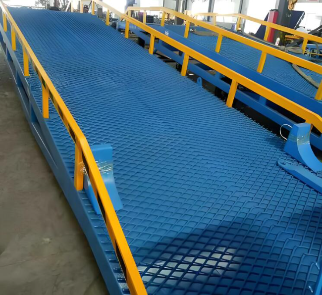 博乐移动式液压登车桥